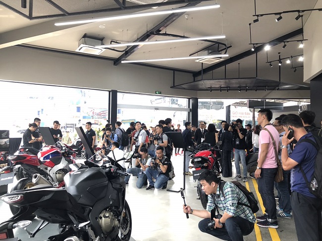 Khai Trương Showroom Honda Moto đầu Tien Tại Việt Nam Honda Phat Tiến