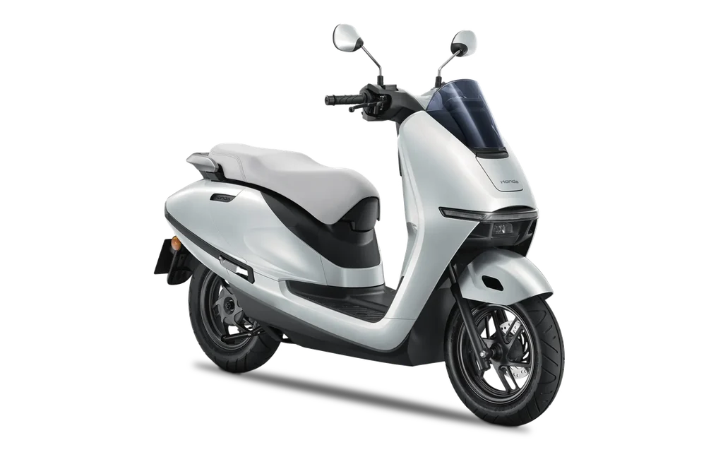 Honda UC3 giá bao nhiêu? Giá đề xuất 2 phiên bản, quãng đường, sạc pin và có nên mua