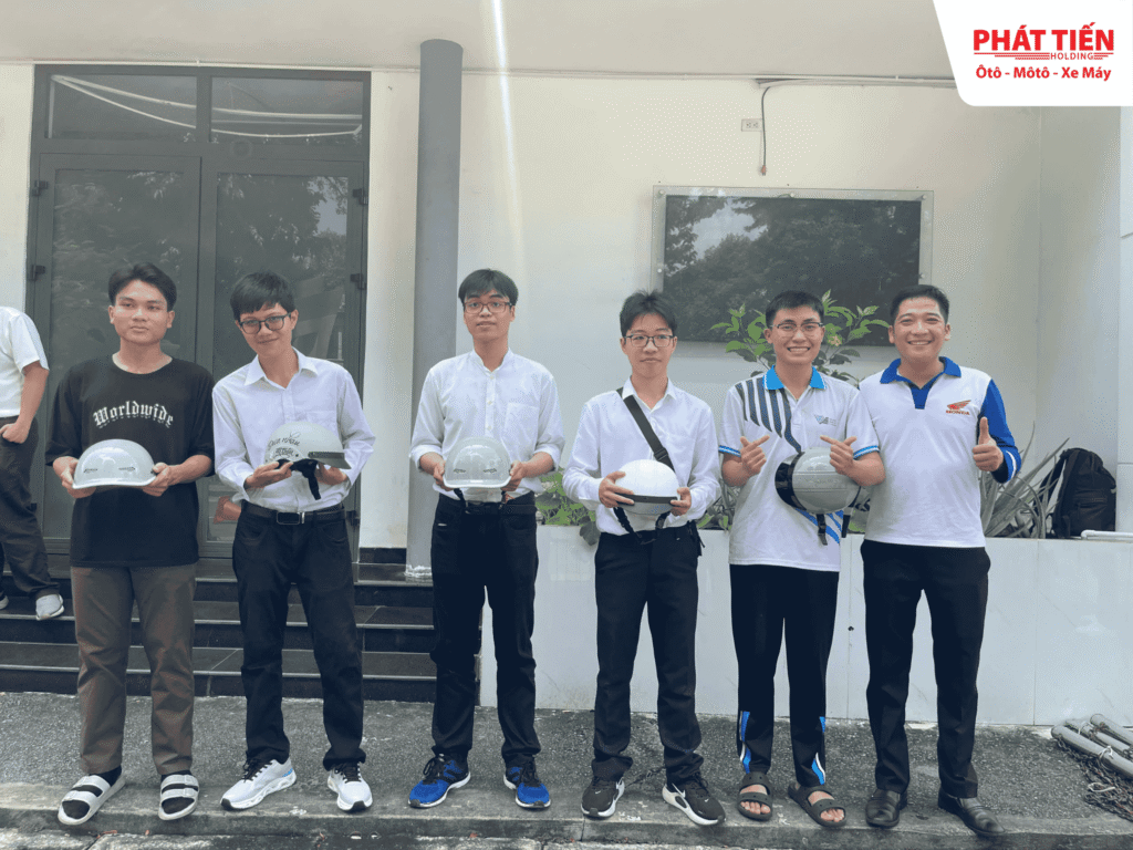 Thay Nhớt Miễn Phí Cùng HEAD Phát Tiến Tại Đại Học Bách Khoa ĐHQG Thành phố Hồ Chí Minh