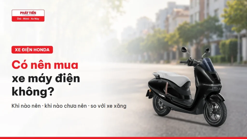 Xe máy điện Honda UC3 màu đen trên đường phố cùng tiêu đề Có nên mua xe máy điện không