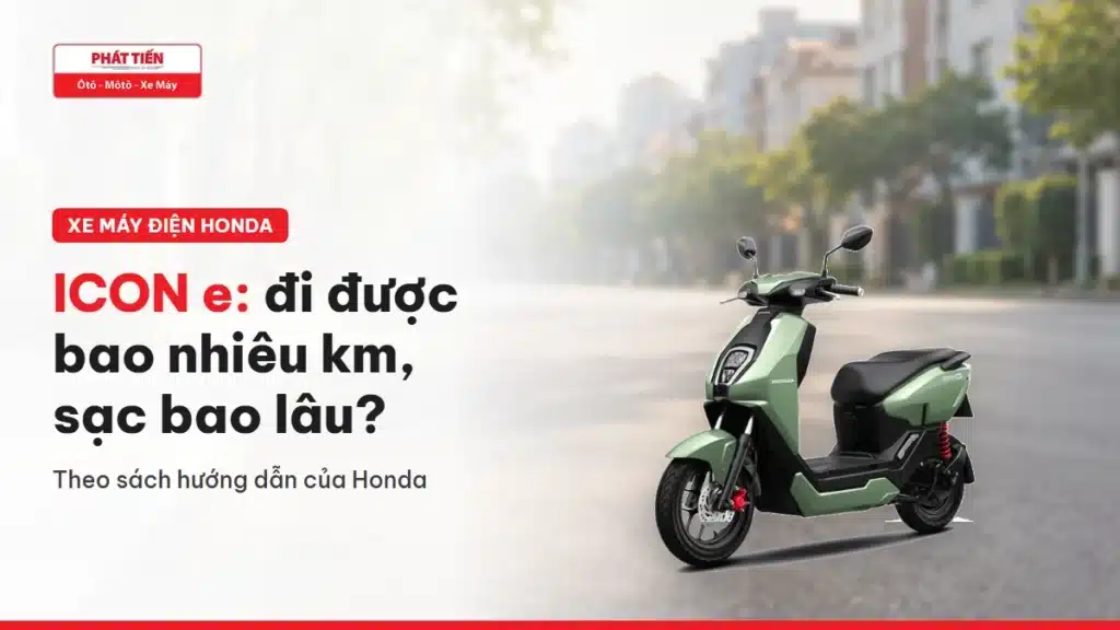 Xe máy điện Honda ICON e màu xanh trên đường phố cùng tiêu đề ICON e đi được bao nhiêu km, sạc bao lâu